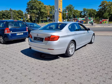 BMW 530i Lim. Aut. Navi BI-Xenon Head-Up Sithz. Temp Vorschaubild 4