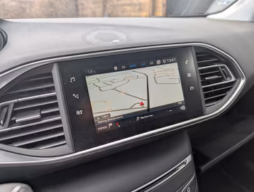 Peugeot 308 Tech Edition AUT ACC KAMERA NAVI Vorschaubild 5