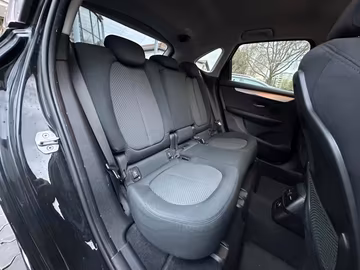 BMW 216d Active Tourer Advantage NAVI. PDC. AUTOM Vorschaubild 8
