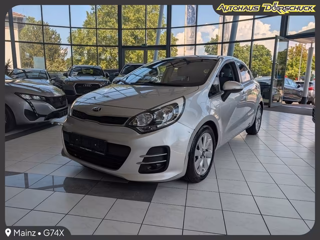 Kia Rio 1.2 Dream Team AHK. SHZ. KLIMA-A. BT Baujahr 2016 (58.000 km, Benzin, 84 PS) - Gebrauchtwagen bei Autohaus Dörrschuck Mainz