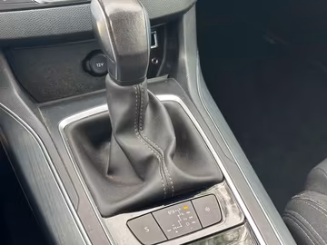 Peugeot 308 Allure NAVI. AHK. LED. AUTOMATIK Vorschaubild 13