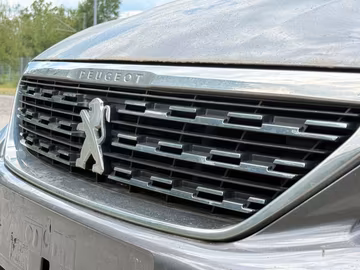 Peugeot 308 Allure Pack EAT8. NAVI. LED. ACC. Kamera Vorschaubild 9