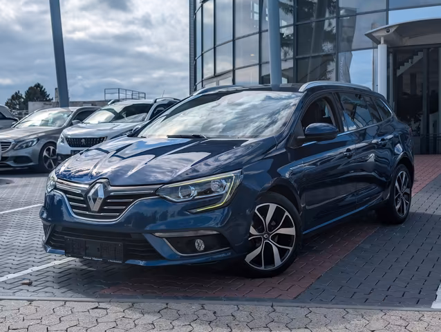 Renault Megane Grandtour BOSE-Edition *NAVI*PDC*MASSAGE* Baujahr 2019 (120.442 km, Benzin, 140 PS) - Gebrauchtwagen bei Autohaus Dörrschuck Mainz