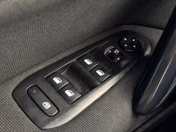 Peugeot 308 SW Allure EAT8. NAVI. Kamera. PDC v+h Vorschaubild 13