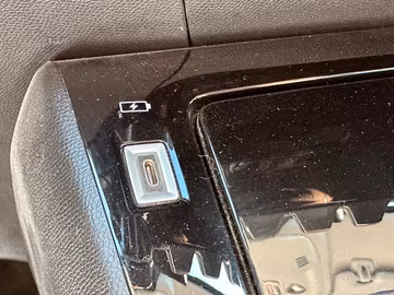 Peugeot 208 Allure Automatik. LED. Kamera. Keyless Vorschaubild 12