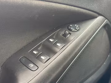 Opel Crossland Elegance NAVI. LED. KLIMA. TEMPOMAT Vorschaubild 10