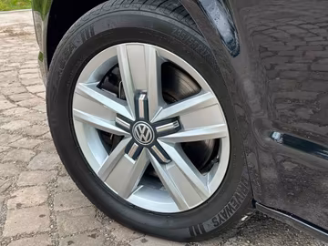 Volkswagen T6 Multivan Comfortline AHK. SHZ. NAVI. Kamera Vorschaubild 8