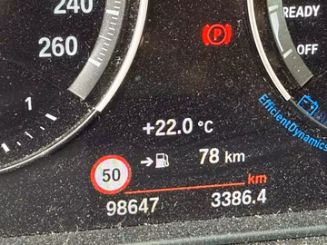 BMW X1 sDrive16d Advantage NAVI. Kamera. SHZ. DKG Vorschaubild 11