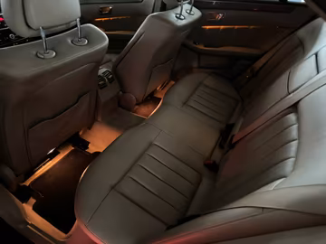 Mercedes-Benz E 350 BlueTec PDC. Schiebedach. Leder. Navi Vorschaubild 8