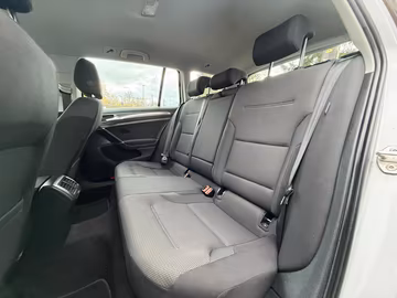 Volkswagen Golf Variant Comfortline SHZ. NAVI. ACC. LED Vorschaubild 11