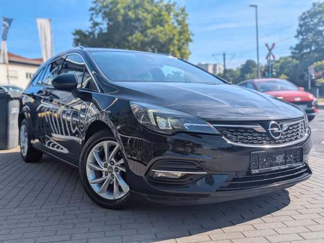 Opel Astra ST Elegance AHK. NAVI. LED. KAMERA Baujahr 2021 (123.600 km, Diesel, 122 PS) - Gebrauchtwagen bei Autohaus Dörrschuck Mainz