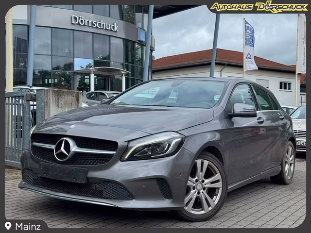Mercedes-Benz A 200 d Urban PANO. NAVI. Kamera. LED - Foto 1 von 2 - Autohaus Dörrschuck Mainz