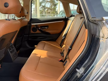 BMW 320d xDrive GT Luxury. AHK. NAVI. PDC. 4x4 Vorschaubild 7