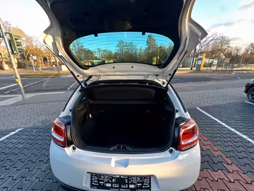 DS Automobiles DS3 PureTech Chic NAVI. KAMERA. AUTOMATIK Vorschaubild 5