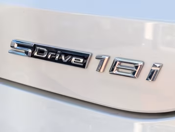 BMW X2 sDrive18i Advantage NAVI. LED. KAMERA. PDC Vorschaubild 6