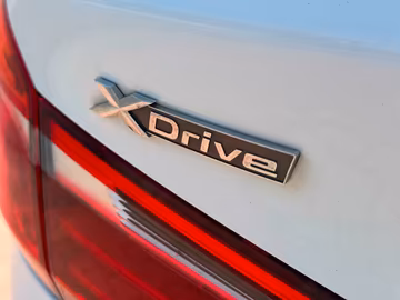 BMW 220d xDrive Advantage NAVI. HUD. 4x4. Kamera Vorschaubild 7