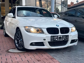 BMW 320d xDrive  Automatik M-Sport Xenon Schiebedach Vorschaubild 3