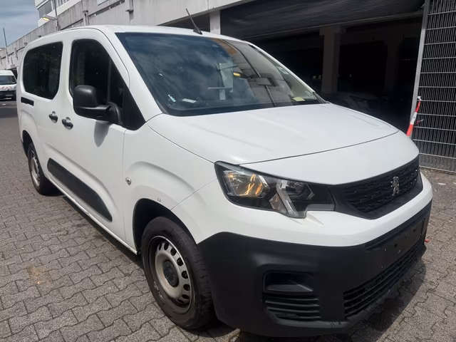 Peugeot Partner Pro L2 Baujahr 2021 (102.500 km, Diesel, 102 PS) - Gebrauchtwagen bei Autohaus Dörrschuck Mainz