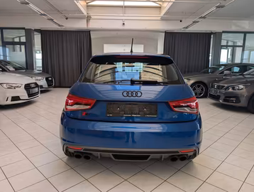 Audi S1 Sportback quattro 4x4. NAVI. SHZ. PDC Vorschaubild 6