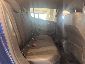 Peugeot 308 GT Line AUTOMATIK. LED. NAVI. KAMERA Vorschaubild 7