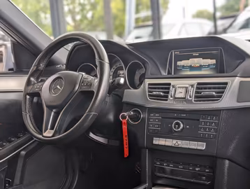 Mercedes-Benz E200 Avantgarde Leder LED PDC Navi ab 149€/Monat Vorschaubild 11