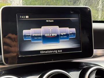 Mercedes-Benz C 180 d AMG Line NAVI. LED. SPORT. AUTOMATIK Vorschaubild 9
