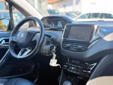 Peugeot 2008 Allure PureTech AT. 1.Hand. NAVI. PDF Vorschaubild 15