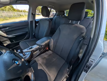 BMW 116d Lounge AUTOMATIK. PDC. TEMPOMAT. BT Vorschaubild 16