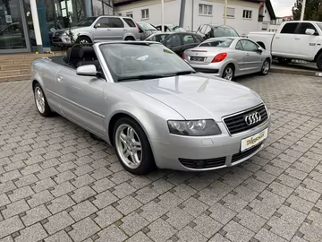 Audi A4 Cabriolet 1.8 Sitzhz. Klimaaut. Xenon  Bordc. Vorschaubild 2