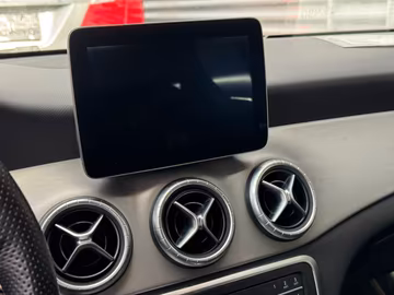 Mercedes-Benz CLA 200 d Shooting Brake AMG Line. NAVI. Kamera Vorschaubild 9