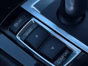 BMW 520d GT Aut. NAVI. SHZ. PDC. Luftfederung Vorschaubild 18