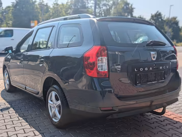 Dacia Logan MCV II Kombi Laureate AHK. Navi. BT Vorschaubild 4