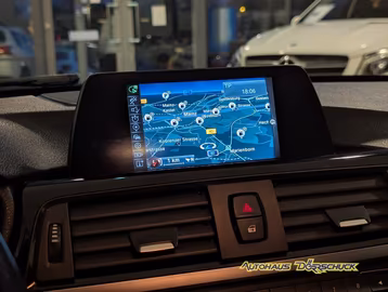 BMW 320d Touring Modern Line*SPORT-AUT*NAVI*XENON Vorschaubild 27