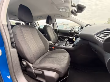 Peugeot 308 1.2 e-THP Active 1.Hand. SHZ. PDC. NAVI Vorschaubild 9