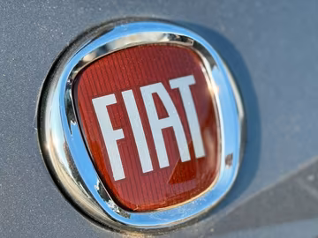 Fiat 500 Lounge 1.0 Hybrid. CARPLAY. CRUISE. DAB Vorschaubild 6