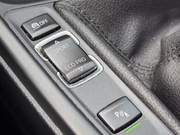 BMW 318d GT NAVI. XENON. PDC. BT. TEMPOMAT Vorschaubild 15