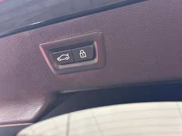 BMW X6 M50d *4x4*HARMAN/KARDON*LED*NAVI*SHZ*KOMFORT* Vorschaubild 8