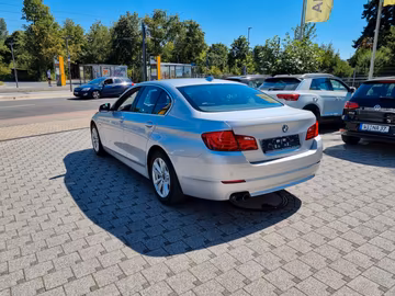 BMW 530i Lim. Aut. Navi BI-Xenon Head-Up Sithz. Temp Vorschaubild 5