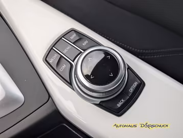 BMW 118d Urban Line NAVI. KAMERA. LED. AUTOMATIK Vorschaubild 16