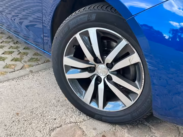 Peugeot 308 Allure NAVI. KAMERA. AUTOMATIK. KEYLESS Vorschaubild 7