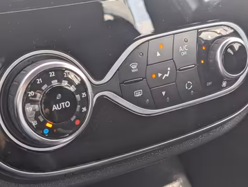 Renault Captur Intens 1.3TCe Automatik LED PDC AHK SitzH Vorschaubild 21