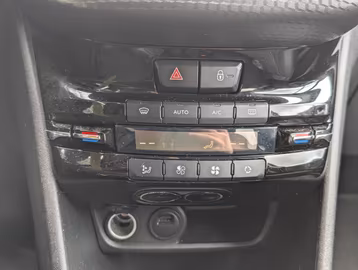 Peugeot 2008 Allure PureTech. NAVI. KAMERA. AUTOMATIK Vorschaubild 11