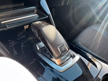 Peugeot 208 Allure Automatik. LED. Kamera. Keyless Vorschaubild 15