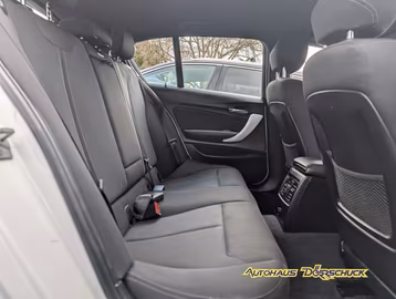 BMW 118d Urban Line NAVI. KAMERA. LED. AUTOMATIK Vorschaubild 12