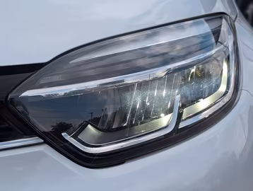 Renault Captur Intens 1.3TCe Automatik LED PDC AHK SitzH Vorschaubild 8