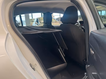 Peugeot 208 Premium 1.HAND. NAVI. LED. TEMPOMAT Vorschaubild 6