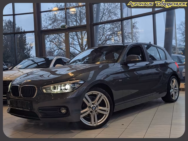 BMW 118i Sport Line *LED*NAVI*SHZ*PDC*AUTOMATIK* - Foto 1 von 34 - Autohaus Dörrschuck Mainz