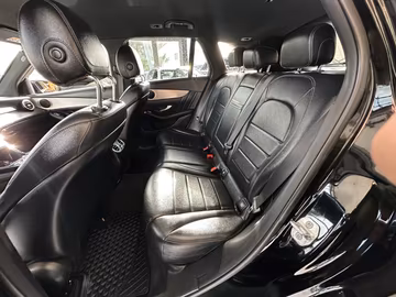 Mercedes-Benz GLC 250 d AMG Line*Airmatic*4MATIC*COMAND*LED* Vorschaubild 9