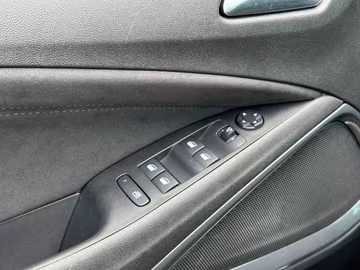 Opel Crossland Elegance NAVI. Kamera. Alcantara. LED Vorschaubild 11