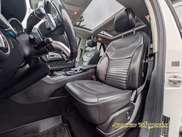 Mercedes-Benz GLE 350 d AMG Line*PANO*AHK*AIRMATIC*360°*NAVI Vorschaubild 9